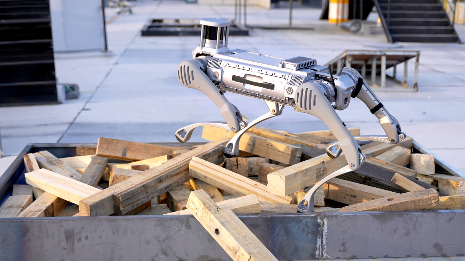 Unitree Robotics B2-W Wheels Package - Image 1